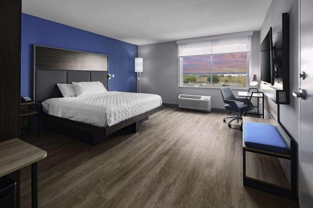 Tru By Hilton Goodyear Phoenix West, Az Номер фото